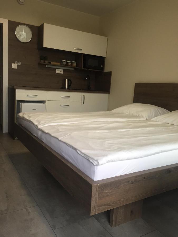 Rovna 7 Apartment Poprad Exterior foto